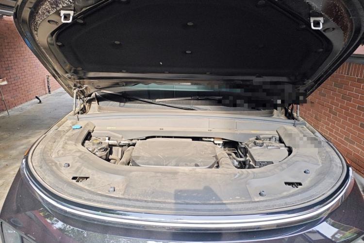 Used Li Auto L9 2024 Ultra Model Engine Bay