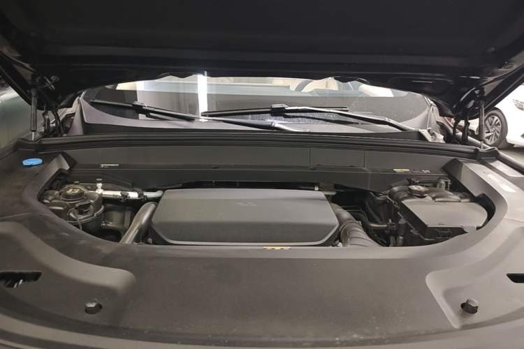 Used Li Auto L9 2024 Ultra Model Engine Bay