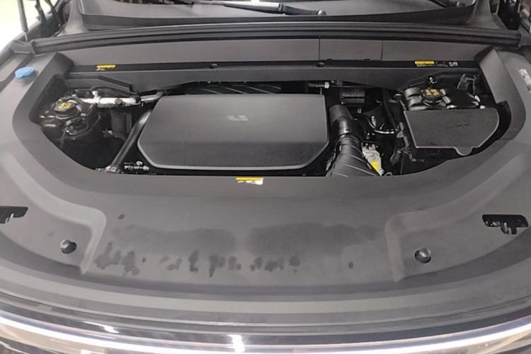 Used Li Auto L9 2024 Pro Model Engine Bay