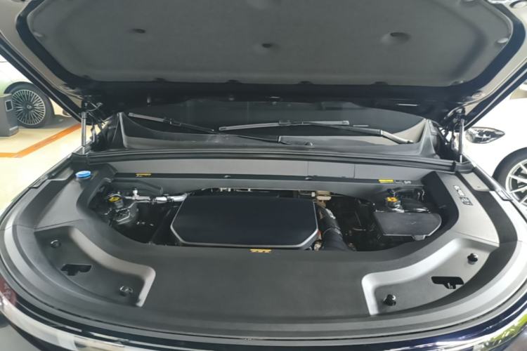 Used Li Auto L9 2024 Ultra Model Engine Bay