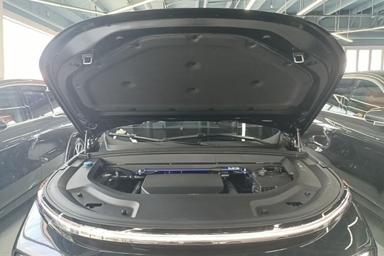 Used Li Auto L9 2024 Ultra Model Engine Bay