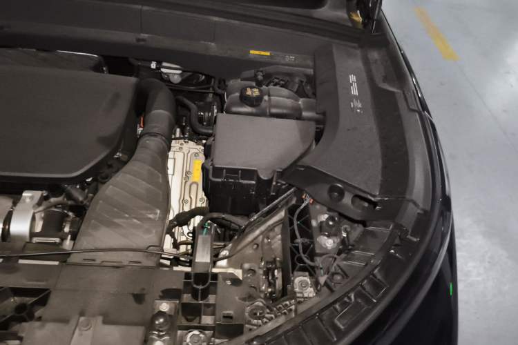 Used Li Auto L9 2024 Ultra Model Engine Bay Left