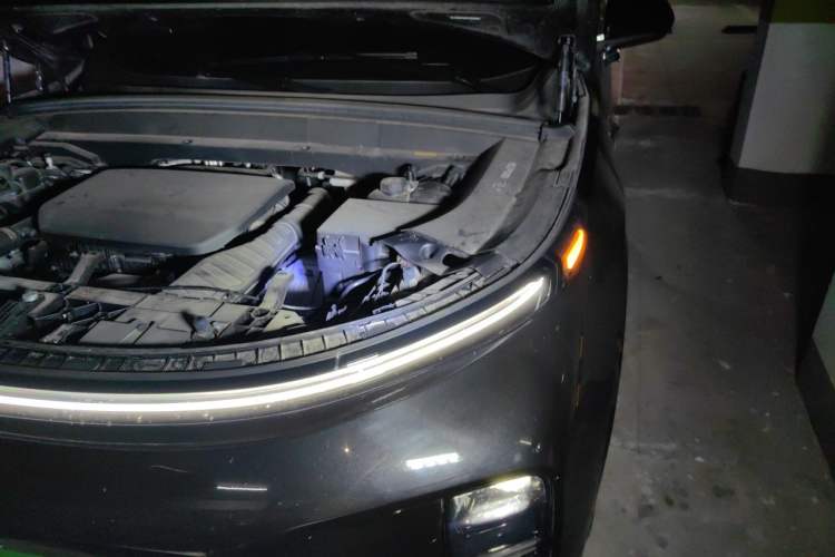 Used Li Auto L9 2024 Ultra Model Engine Bay Left