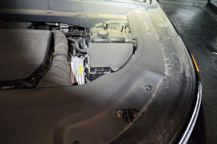 Used Li Auto L9 2024 Ultra Model Engine Bay Left