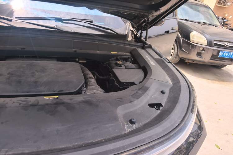 Used Li Auto L9 2024 Ultra Model Engine Bay Left