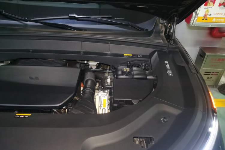 Used Li Auto L9 2024 Ultra Model Engine Bay Left