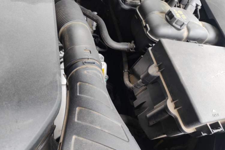 Used Li Auto L9 2024 Pro Model Engine Bay Left
