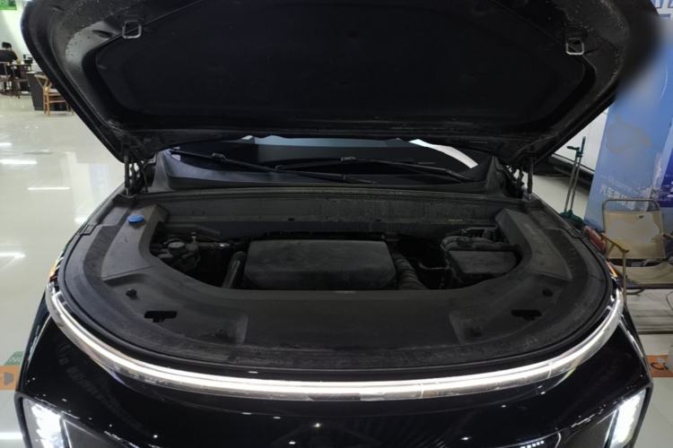 Used Li Auto L9 2024 Ultra Model Engine Bay