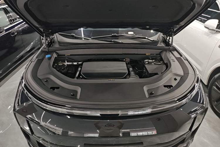 Used Li Auto L9 2024 Ultra Model Engine Bay