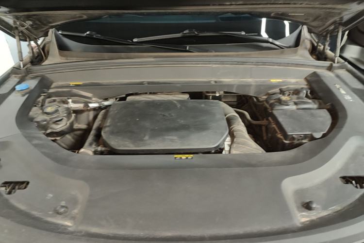 Used Li Auto L9 2024 Pro Model Engine Bay