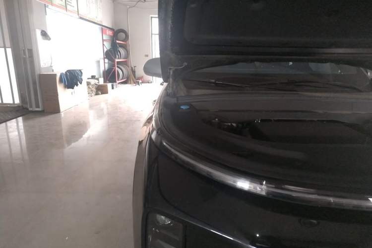 Used Li Auto L9 2024 Pro Model Engine Bay Right