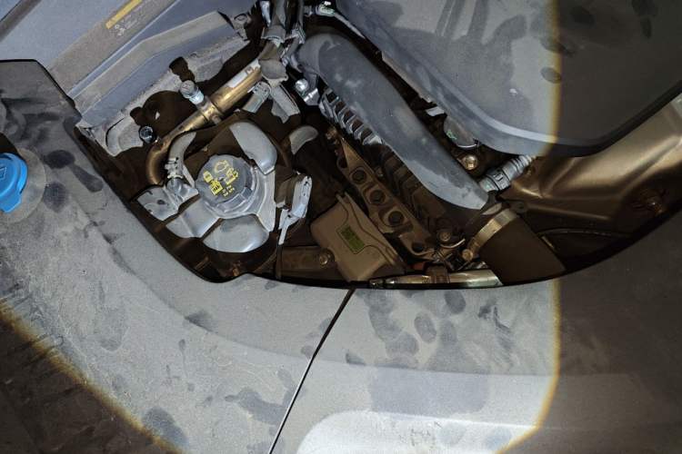 Used Li Auto L9 2024 Pro Model Engine Bay Right