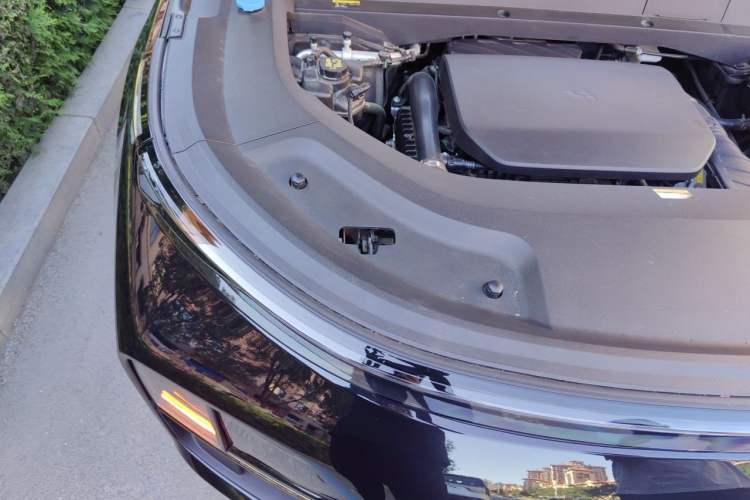 Used Li Auto L9 2024 Ultra Model Engine Bay Right