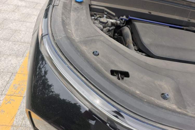 Used Li Auto L9 2024 Pro Model Engine Bay Right