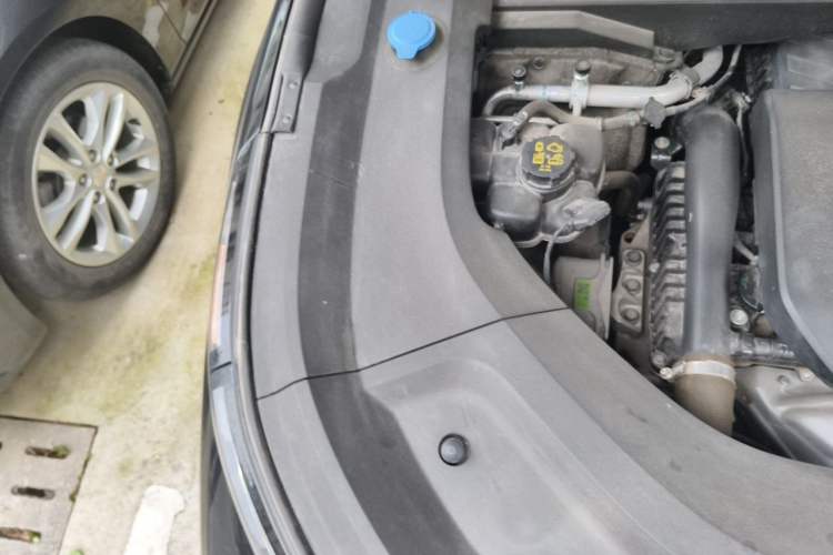 Used Li Auto L9 2024 Ultra Model Engine Bay Right