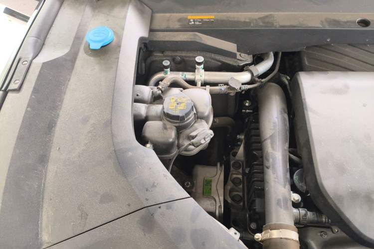 Used Li Auto L9 2024 Pro Model Engine Bay Right