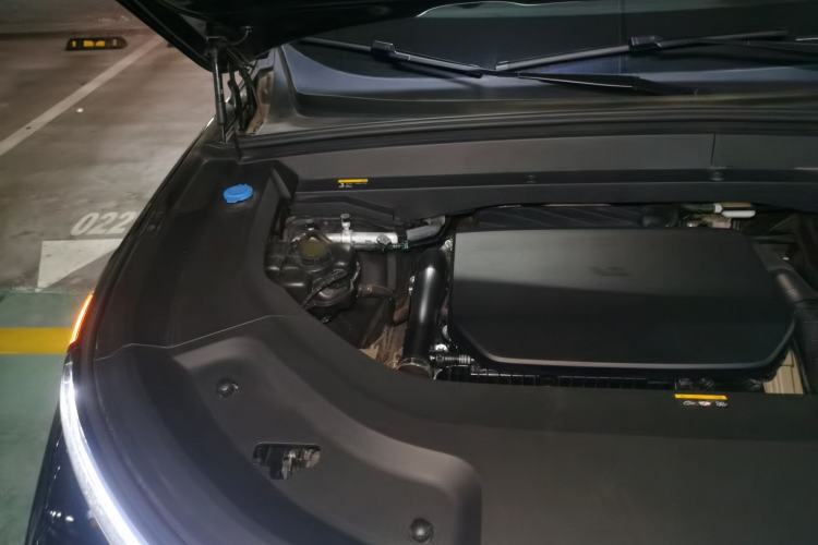 Used Li Auto L9 2024 Ultra Model Engine Bay Right