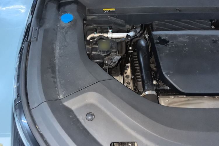 Used Li Auto L9 2024 Ultra Model Engine Bay Right