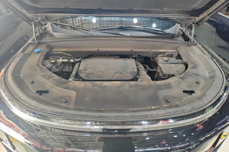 Used Li Auto L9 2024 Pro Model Engine Bay
