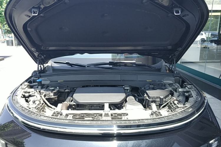 Used Li Auto L9 2024 Ultra Model Engine Bay