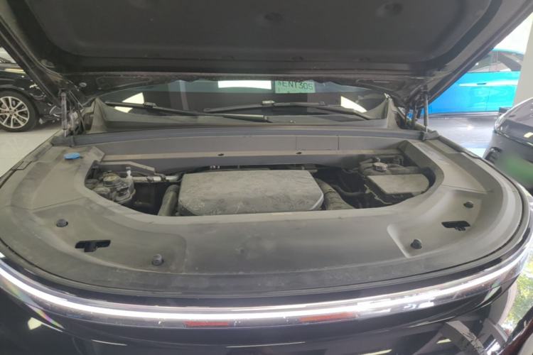 Used Li Auto L9 2024 Ultra Model Engine Bay