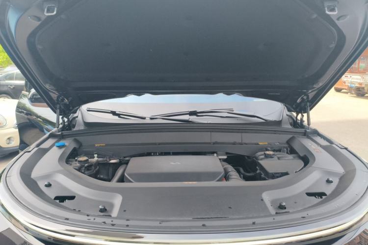 Used Li Auto L9 2024 Ultra Model Engine Bay