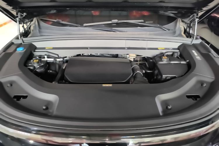Used Li Auto L9 2024 Ultra Model Engine Bay