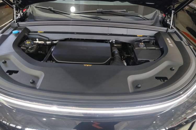 Used Li Auto L9 2024 Pro Model Engine Bay