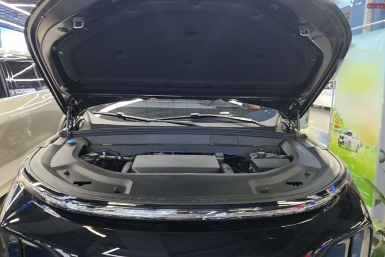 Used Li Auto L9 2024 Ultra Model Engine Bay