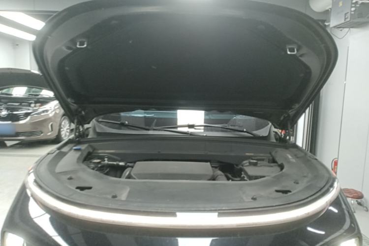 Used Li Auto L9 2024 Ultra Model Engine Bay