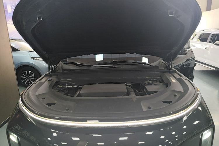 Used Li Auto L9 2024 Ultra Model Engine Bay