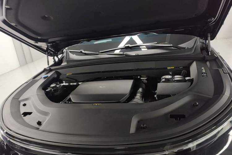 Used Li Auto L9 2024 Ultra Model Engine Bay