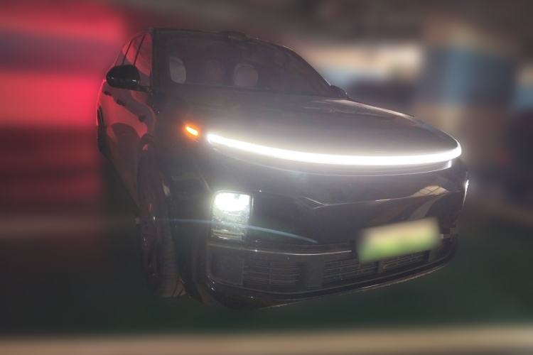 Used Li Auto L9 2024 Ultra Model Exterior 2