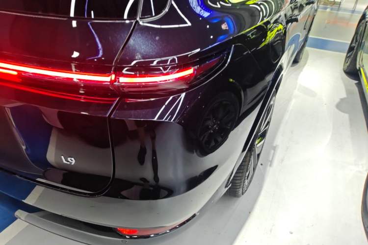 Used Li Auto L9 2024 Ultra Model Exterior 3