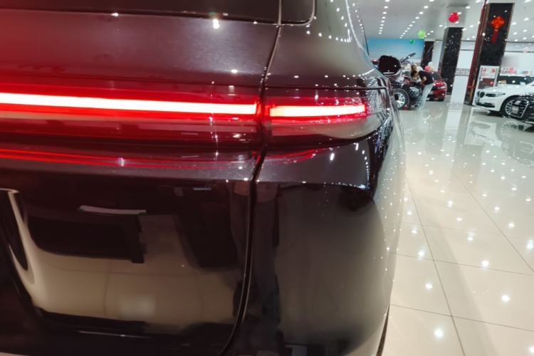 Used Li Auto L9 2024 Ultra Model Exterior 3