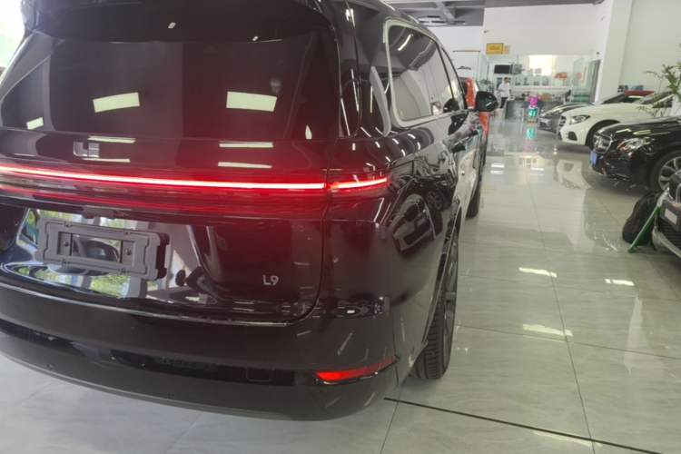Used Li Auto L9 2024 Ultra Model Exterior 3