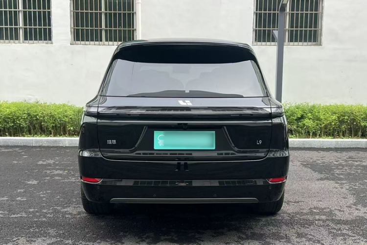 Used Li Auto L9 2024 Pro Model Exterior 4