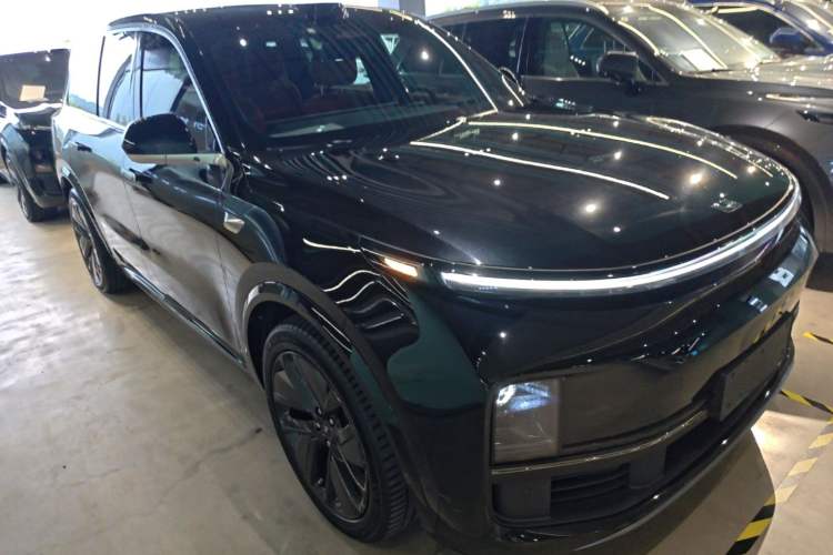Used Li Auto L9 2024 Ultra Model Front Right 45 Deg