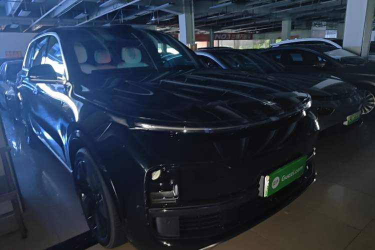 Used Li Auto L9 2024 Ultra Model Front Right 45 Deg