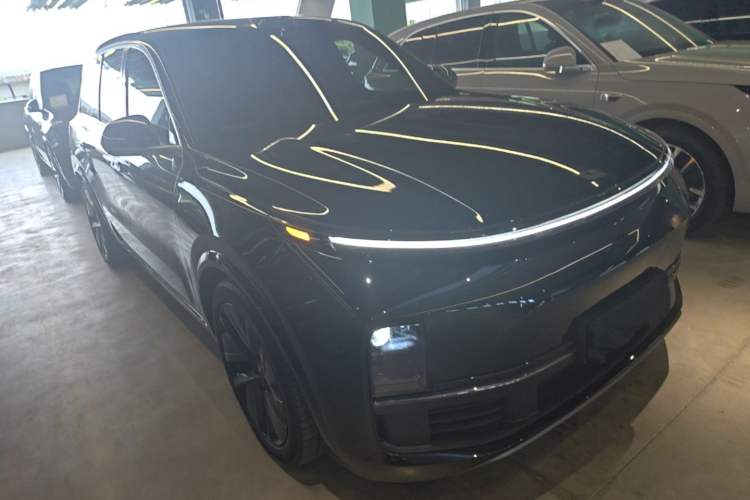 Used Li Auto L9 2024 Ultra Model Front Right 45 Deg