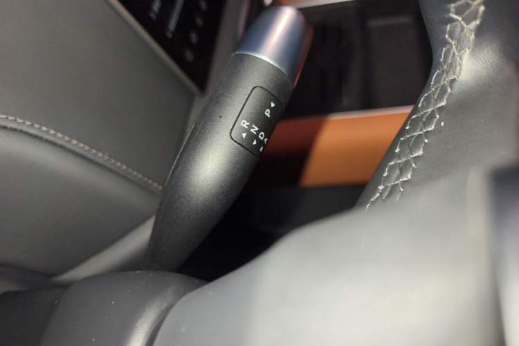 Used Li Auto L9 2024 Pro Model Gear Lever