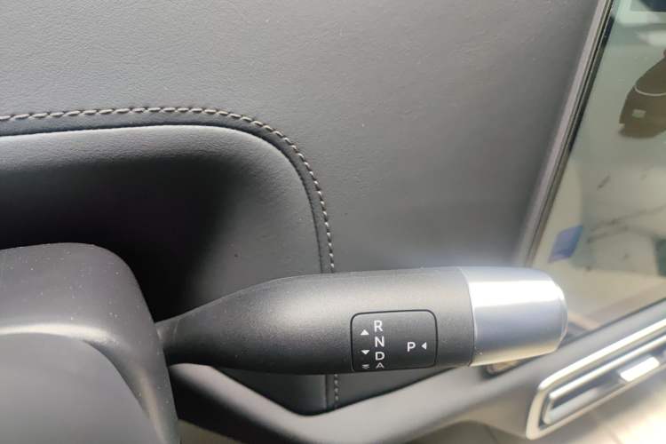 Used Li Auto L9 2024 Ultra Model Gear Lever