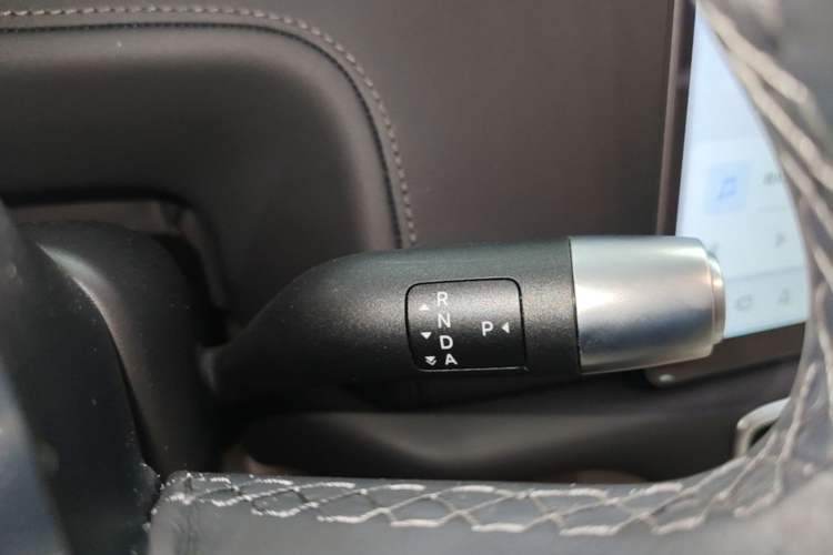 Used Li Auto L9 2024 Ultra Model Gear Lever
