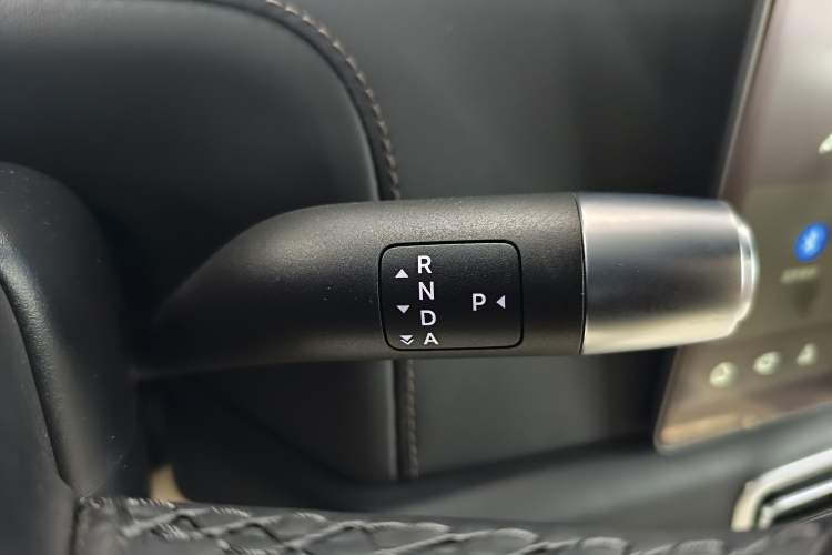 Used Li Auto L9 2024 Ultra Model Gear Lever