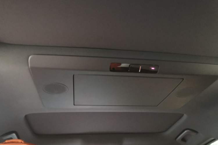 Used Li Auto L9 2024 Ultra Model Headliner