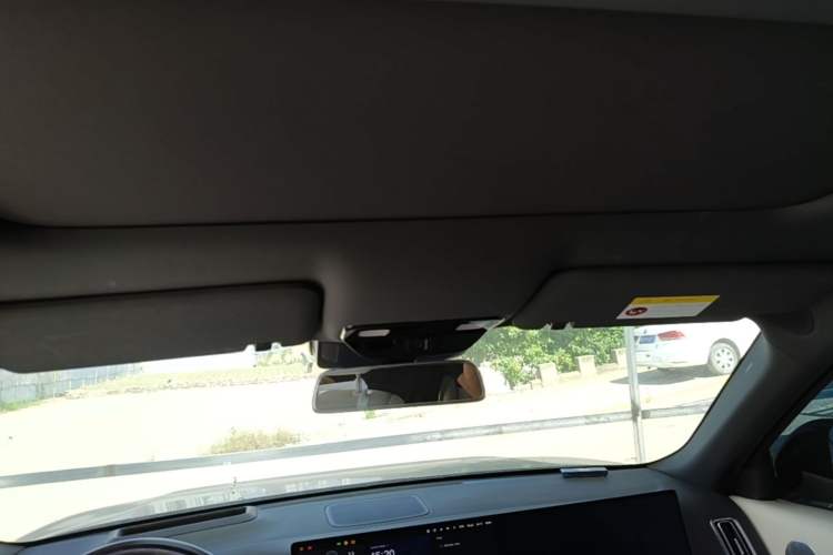 Used Li Auto L9 2024 Ultra Model Headliner
