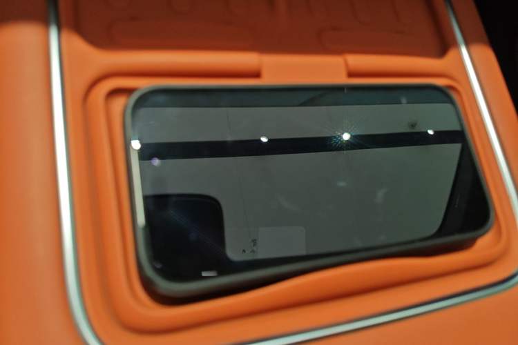 Used Li Auto L9 2024 Ultra Model Interior 1
