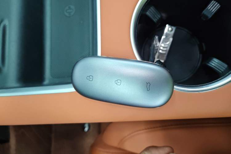 Used Li Auto L9 2024 Ultra Model Interior 1