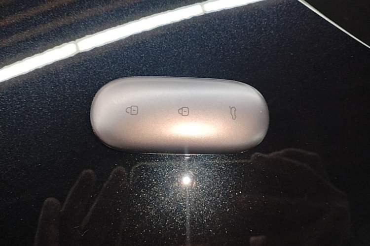 Used Li Auto L9 2024 Pro Model Interior 1