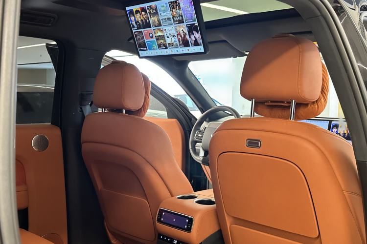 Used Li Auto L9 2024 Ultra Model Interior 11
